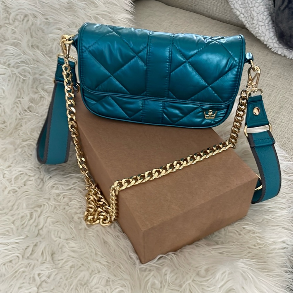 Lovely Oliver Thomas crossbody bag